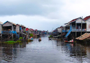 Kompong Khleang Village