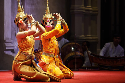 Amazong Angkor Apsara Dance Show