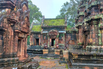 Banteay Srei Temple