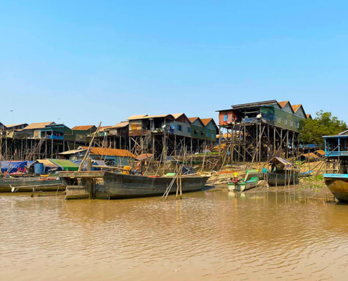 Kompong Khleang floating Village