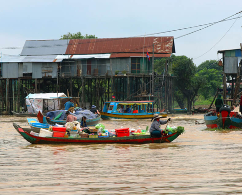 Kompong Khleang floating Village